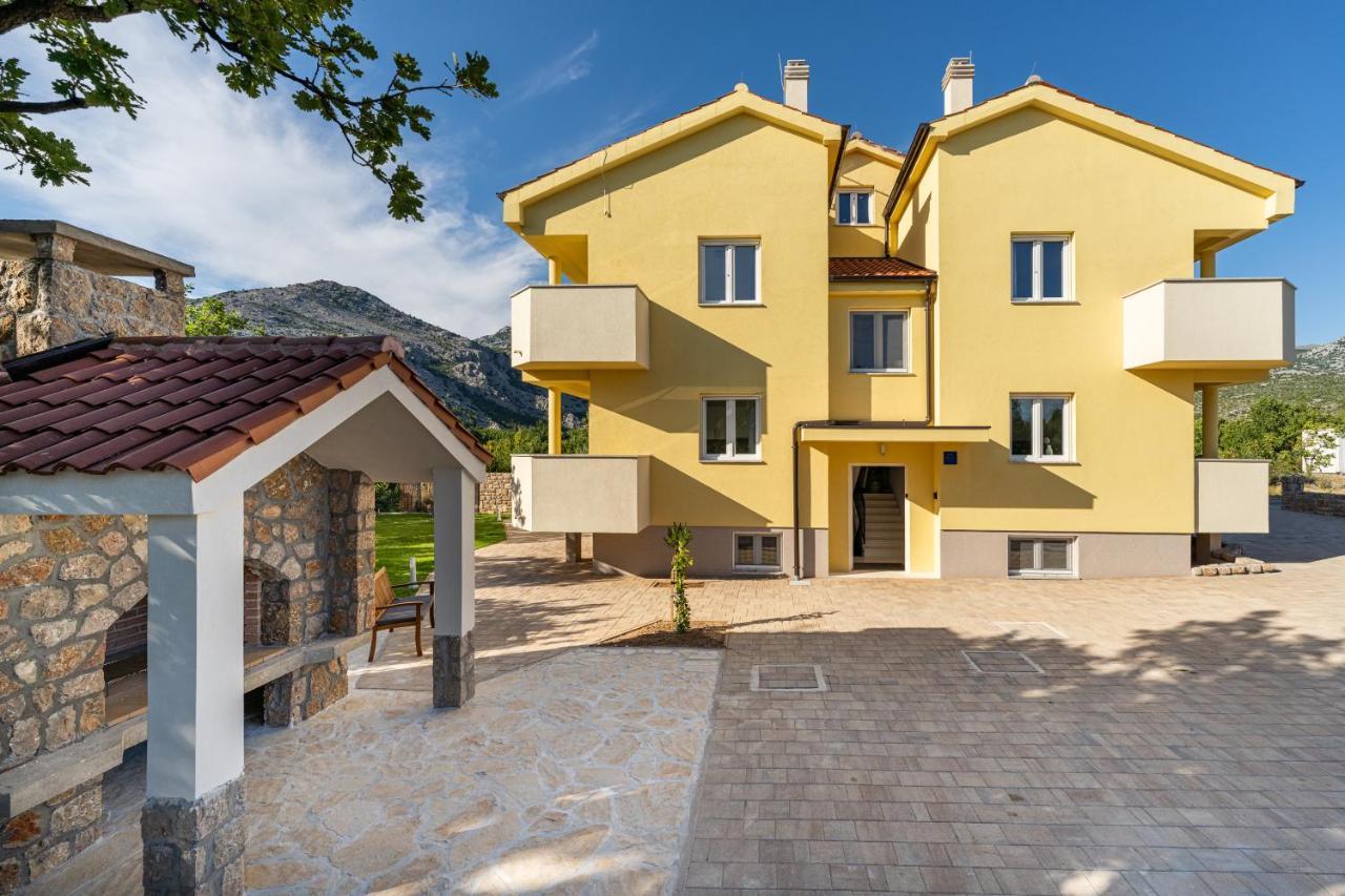 Green Point Paklenica Starigrad Paklenica Luaran gambar